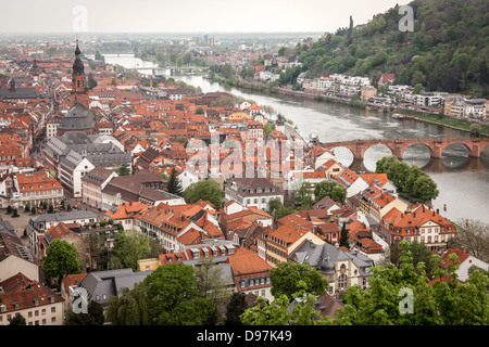 Blick auf die Altstadt von Heidelberg und Neckars, Deutschland, Europa. Stockfoto