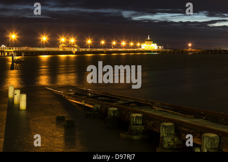 St Kilda Pier bei Sonnenuntergang - Melbourne, Australien Stockfoto