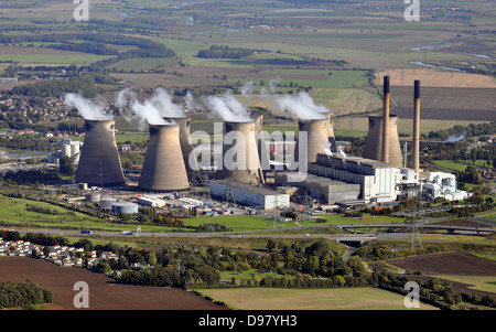 Kraftwerk aus der Luft, England. Stockfoto