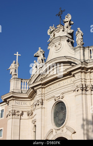 Fassade des Heiligen Kreuzes in Jerusalem Basilika in Rom, Italien Stockfoto