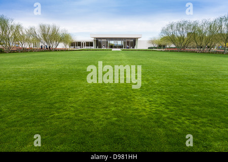 Das Visitor Center am Annenberg Sunnylands Garten in Palm Desert, Kalifornien. Stockfoto