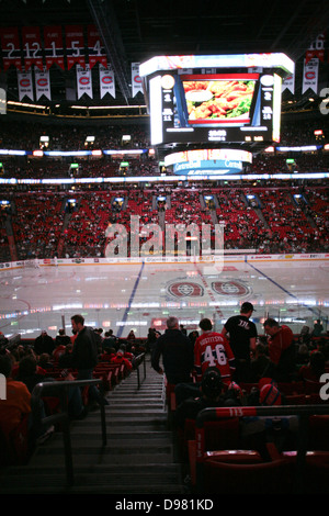 Pause bei einem Montreal Canadiens Hockey-Spiel im Bell Centre. Stockfoto