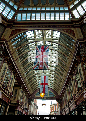 Die historischen Leadenhall Market an einem Sonntag, einer der ältesten Märkte in London, stammt aus dem 14. Jahrhundert, City of London Stockfoto
