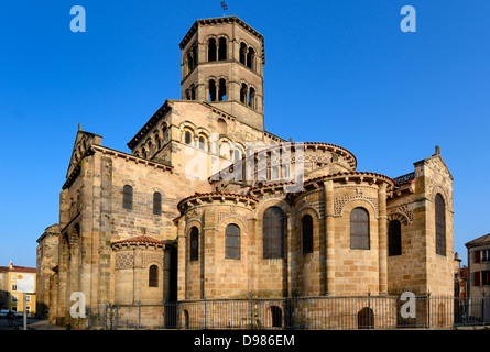 Römischen Kirche Saint-Austremoine d'Issoire, Issoire, Auvergne, Frankreich, Europa Stockfoto