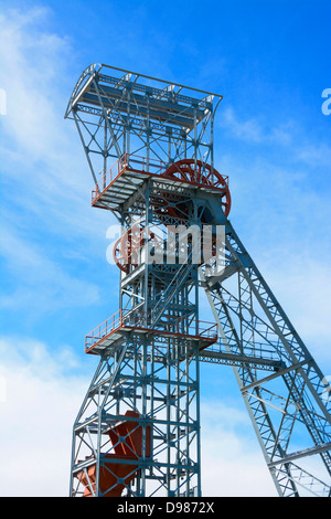 Alten gewundenen Gang bei einem Kohle mine in Saint Eloy Les Mines, Puy de Dome, Auvergne, Frankreich Stockfoto