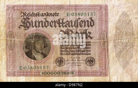 Hyperinflation in Deutschland nach dem Weltkrieg I. hundert tausend Reichsmark beachten, 1923. Stockfoto