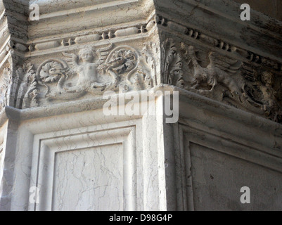 (Detail) architektonische Besonderheit aus dem Dogenpalast in Venedig, Italien. Der Palast war die Residenz des Dogen von Venedig, der Stockfoto