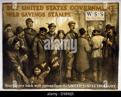 Regierung der Vereinigten Staaten Krieg Einsparungen Briefmarken kaufen Ihr Geld mit Zinsen von der United States Treasury von William Ker, Künstler [1917]. Drucken (Poster), die eine Vielzahl von Menschen, die an einem Fenster von Uncle Sam eher gesäumt, die unter einem Schild "W.S.S. zum Verkauf hier"; ein kleines Mädchen Wellen die amerikanische Flagge in den Vordergrund. Der erste Weltkrieg Stockfoto