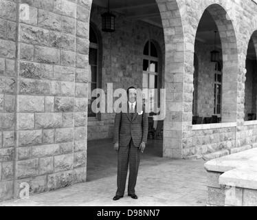 Ex-King Alfonso XIII. von Spanien im King David Hotel, Jerusalem, 3. März 1932. Alfonso (1886-1941) posthum Sohn von Alfonso XII, seine Mutter als Regentin bis bis 1902. Er wurde 1931 abgesetzt. Stockfoto