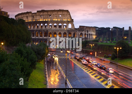 Das Kolosseum oder römischen Kolosseum. Rom, Italien, Europa Stockfoto