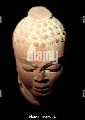 Kopf des Buddha. Gupta Dynastie (320-600 n. Chr.). Sandstein aus Nordindien, Mathura (Stadt) Uttar Pradesh schnitzen Stockfoto