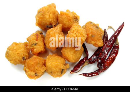 Thai - muslimischen Dessert, Bayia, gebratene Bohnenkuchen Stockfoto