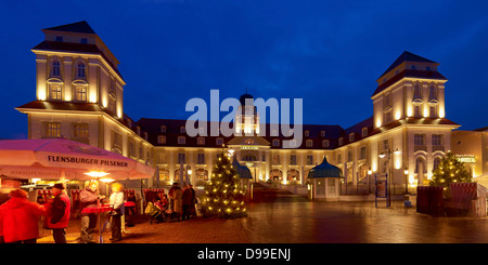 Kurhaus mit Weihnachts-Markt in Binz, Insel Rügen, Mecklenburg-Western Pomerania, Deutschland Stockfoto