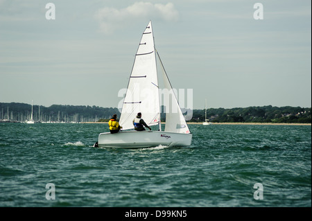 Segeln auf Southampton Wasser Stockfoto