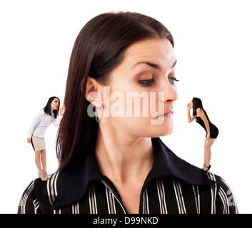 Geschäftsfrau unschlüssig welche ihr Elf Unternehmerinnen Rat folgen Stockfoto
