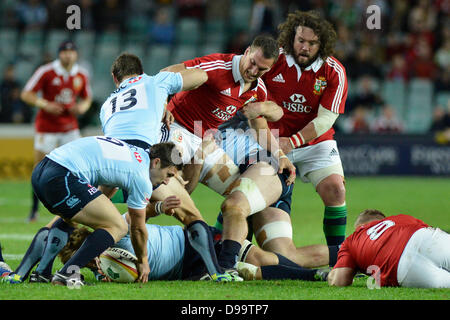 Sydney, Australien. 15. Juni 2013. Aktion während der Lions 2013-Tour zwischen der British &amp; Irish Lions und New South Wales Waratahs im Allianz-Stadion in Sydney. Die Lions gewannen 47-17. Bildnachweis: Action Plus Sport Bilder/Alamy Live News Stockfoto
