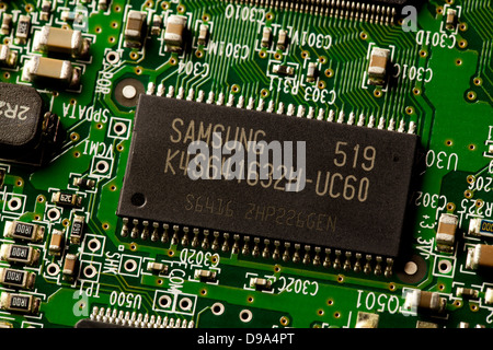 Samsung SDRAM-Chips auf der Platine Stockfoto