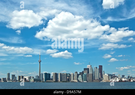 Toronto Skyline unter getrübt Himmel Stockfoto