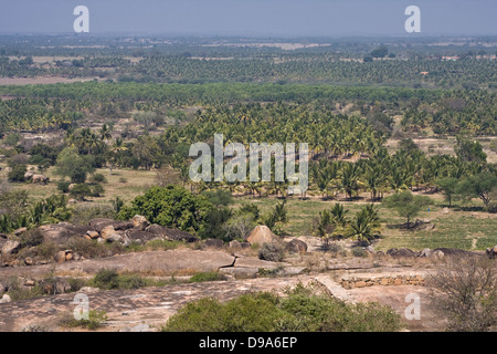 Asien, Indien, Karnataka, Sravanabelagola, Chandragiri Hill, Ansichten von Chandragiri Hill Stockfoto
