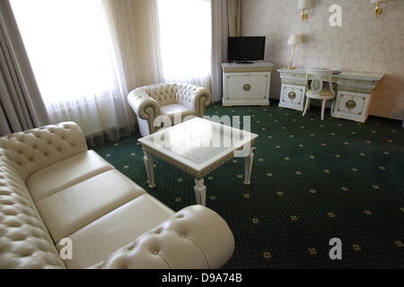 Swetlogorsk, Oblast Kaliningrad, Russland 15. Juni 2013 das Royal Falke Hotel befindet sich im Resort Svelogorsk an der Ostseeküste. Das Hotel war für offizielle FIFA-Hotel wählen und werden im Rahmen Fußballer und FIFA Familie während der FIFA Fußball-Weltmeisterschaft 2018 in Russland. Stockfoto