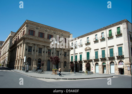 Bank von Sizilien, Caltagirone, Provinz Catania, Sizilien, Italien, Bank von Sizilien, Caltagirone, Provinz Catania, Sizilien, Italien Stockfoto