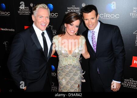 Beverly Hills, CA, USA. 16. Juni 2013. bei der Ankunft für tagsüber Unterhaltung Emmy Awards, The Beverly Hilton Hotel, Beverly Hills, CA 16. Juni 2013. Bildnachweis: Dee Cercone/Everett Collection/Alamy Live-Nachrichten Stockfoto