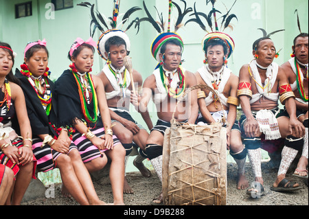 Naga-Stammes-Leute bei Hornbill Festival, Kohima, Nagaland, Indien Stockfoto