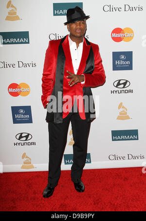 Ne-Yo Clive Davis und der Recording Academy 2012 Pre-GRAMMY Gala Held im Beverly Hilton Hotel Los Angeles, Kalifornien - 11.02.12 Stockfoto