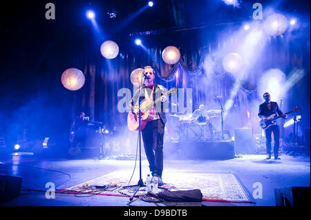 James Morrison die live im HMV Apollo auf der Eröffnung UK Tour Förderung seines letzten Albums "The Awakening" London, England - 09.02.12 Stockfoto