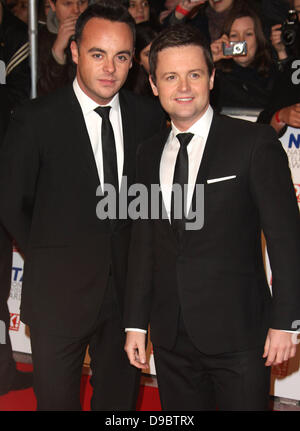 Anthony McPartlin und Declan Donnelly aka Ameise und Dez The National Television Awards 2012 (NTA) - Ankünfte London, England - 25.01.12 Stockfoto