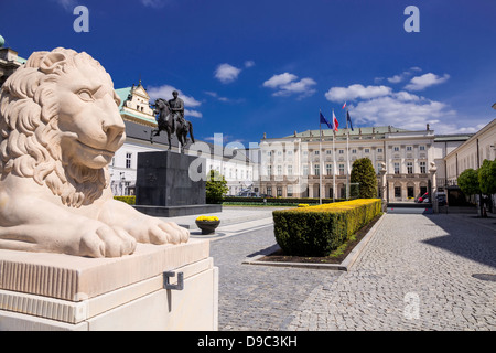 Klassische Palast in Warschau - Residenz des polnischen Staatspräsidenten. Stockfoto