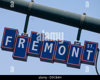 LAS VES, USA - 03. JUNI 2013: Schild an der Fremont Street im Zentrum von Las Vegas Stockfoto