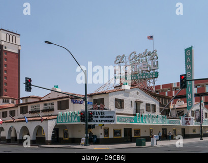 LAS VES, USA - 03. JUNI 2013: Außenansicht des El Cortez Casino Hotels in Fremont Street, Downtown Las Vegas Stockfoto