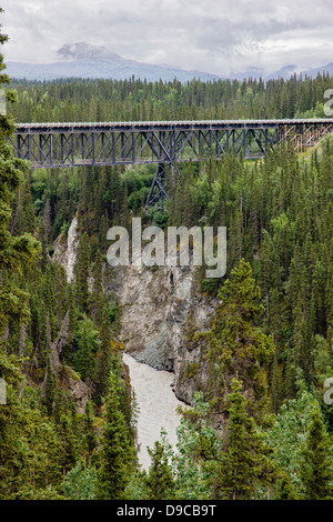 Kuskulana Brücke, c1910, gebaut von & Nordwesten Copper River Railroad Zugriff die Kennecott-Minen, McCarthy, Alaska, USA Stockfoto