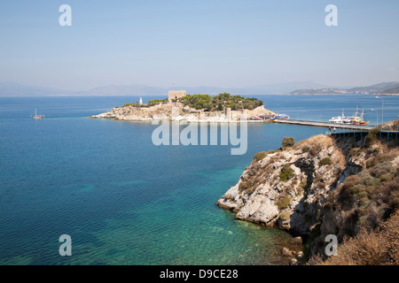 Asien, Türkei, südliche Ägäis, Kusadasi, Taubeninsel und Festung Stockfoto