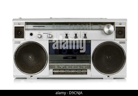 Vintage Radio tragbar Kassettenrecorder isoliert auf weiss Stockfoto