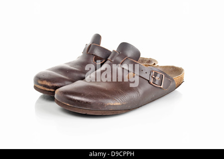 Alter Berg-Kiefern, alte Slip-on Schuhe, Stockfoto