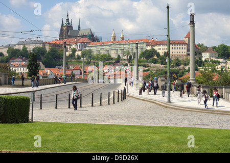 Prag-Blick auf Hradschin von der Altstadt entfernt Stockfoto