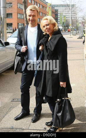 Jane Torvill und Christopher Dean in den ITV Studios London, England - 28.03.11 Stockfoto