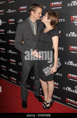 Autumn Reeser und Freund Jesse Warren Welt-Premiere von "The Kennedys" an der Academy of Motion Pictures Arts and Sciences Samuel Goldwyn Theater Beverly Hills, Kalifornien - 28.03.11 Stockfoto