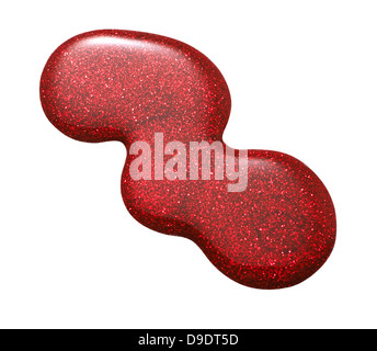 roter Nagellack Blob auf einem weißen Hintergrund ausschneiden Stockfoto