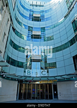 Fassade des neuen BBC Broadcasting House East Wing, Langham Place, City of Westminster, London, England, Vereinigtes Königreich Stockfoto