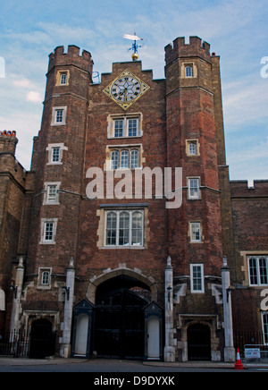 St. James Palace eine der ältesten Londons Paläste, Pall Mall, nördlich von St James Park, City of Westminster, London, England, UK Stockfoto