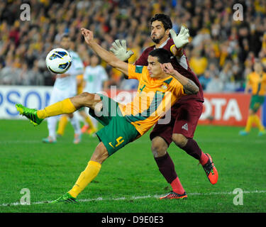 18.06.2013 Sydney, Australien.  Socceroos weiter Tim Cahill in Aktion während der WM-Qualifikationsspiel zwischen Deutschland und dem Irak im ANZ Stadium in Sydney. Australien gewann 1: 0. Stockfoto