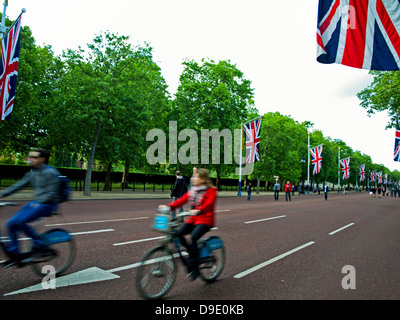 Union Fahnen zu schmücken, Einkaufszentrum, City of Westminster, London, England, Vereinigtes Königreich Stockfoto