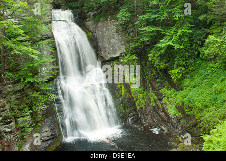 MAIN WASSERFÄLLE BUSHKILL FALLS THEMENPARK BUSHKILL CREEK PIKE COUNTY PENNSYLVANIA USA Stockfoto