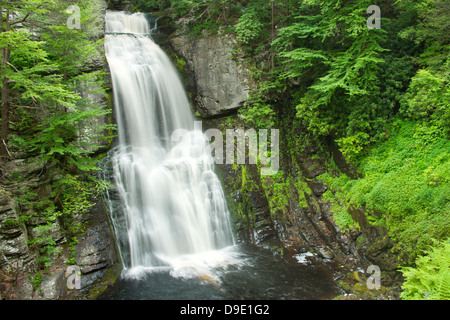 MAIN WASSERFÄLLE BUSHKILL FALLS THEMENPARK BUSHKILL CREEK PIKE COUNTY PENNSYLVANIA USA Stockfoto