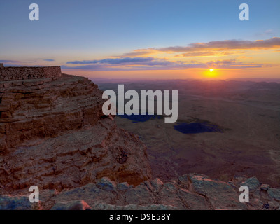 Makhtesh Ramon Crater in der Wüste Negev, Israel Stockfoto