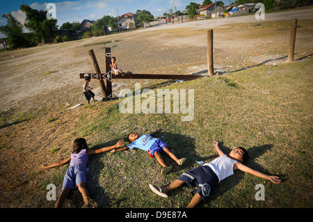 Ostern feiern, einschließlich der realen Kreuzigungen, in San Fernando, Philippinen Stockfoto