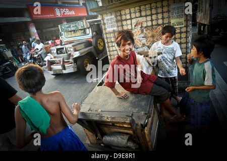 Straßenkinder in Manila Stockfoto